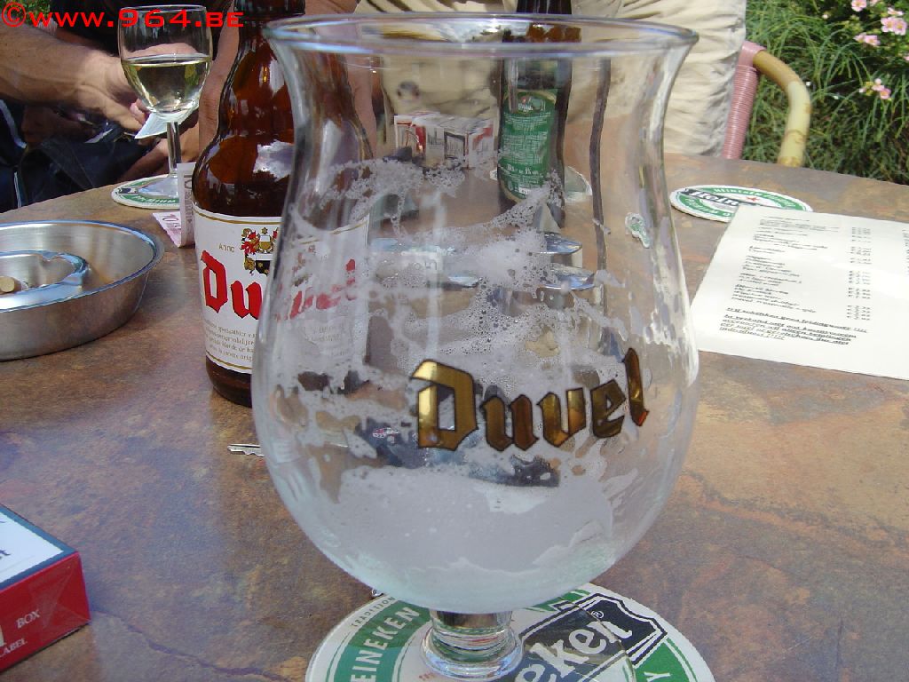 #12031 - doodzonde !! bier op een afwasprodukt-viltje !!