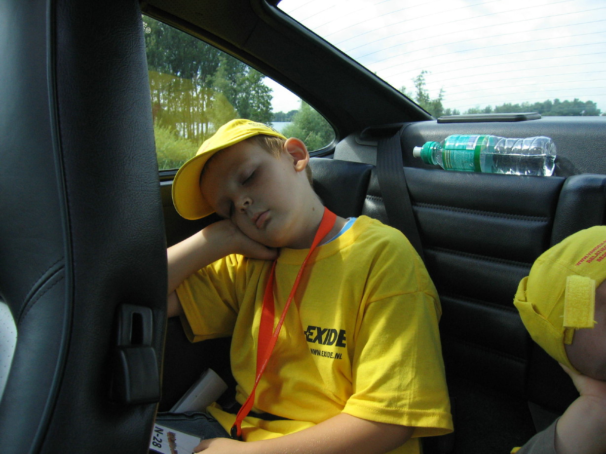 #12300 - onderweg in slaap gevallen