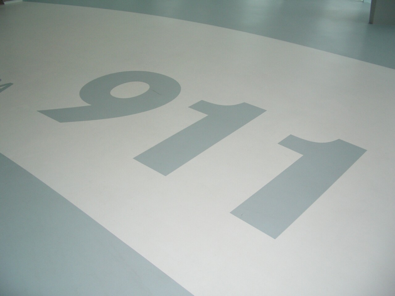 #18156 - Jaja, in het Mercedes museum