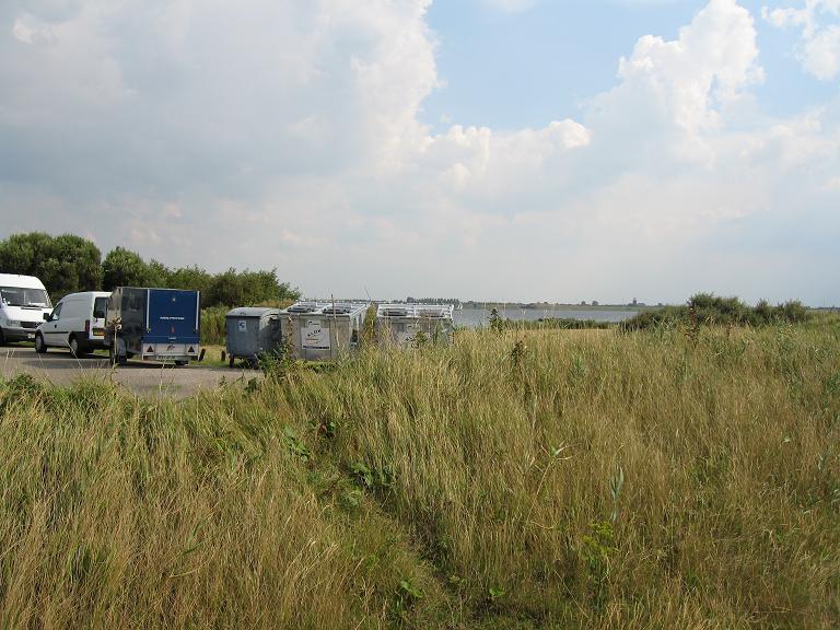 #19849 - Hij ligt onder mijn voeten