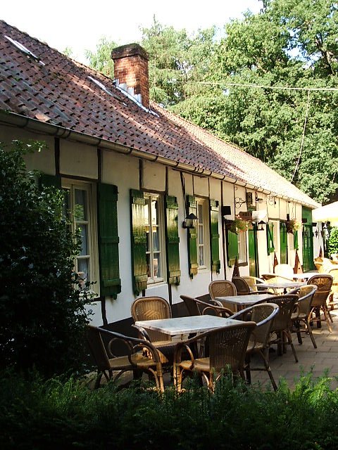 #20429 - Hier voorbij