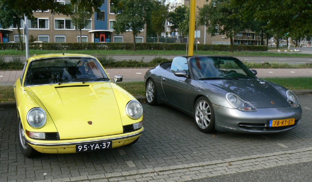 #21222 - Rob Herfsts 996 en Patricks 911je