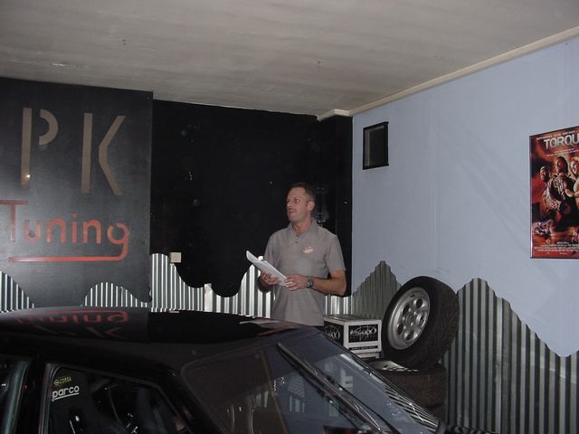 #21966 - Dé man van Limburg aan het woord, iedereen zéér aandachtig luisteren #21966 - Dé man van Limburg aan het woord, iedereen zéér aandachtig luisteren