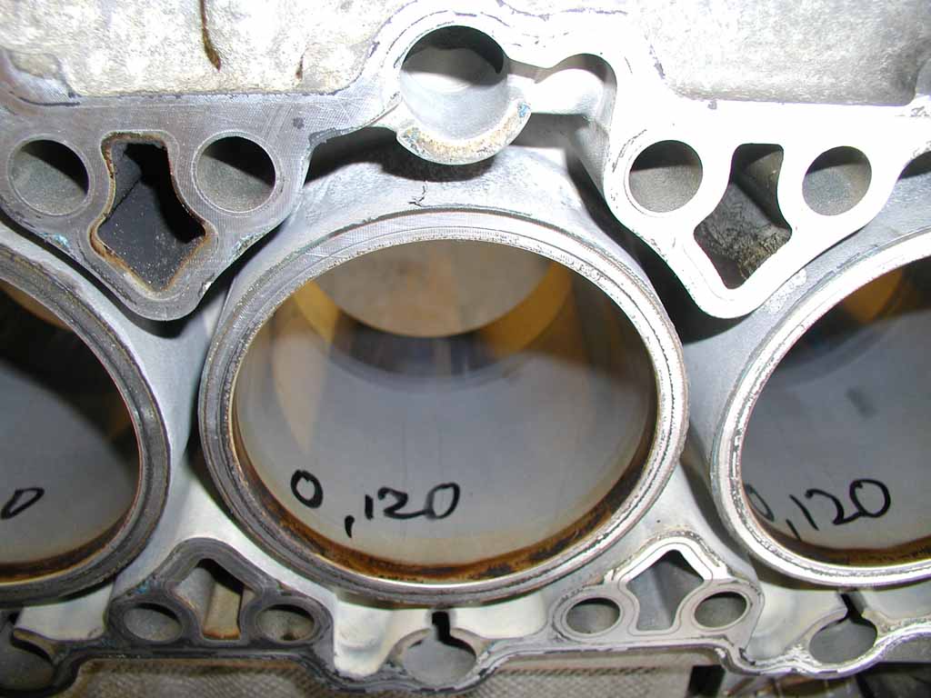 #24414 - 996 3.4 cilinders