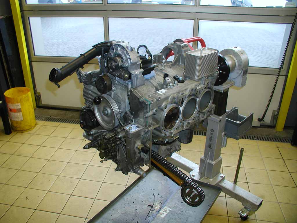 #24415 - 996 3.4 motor