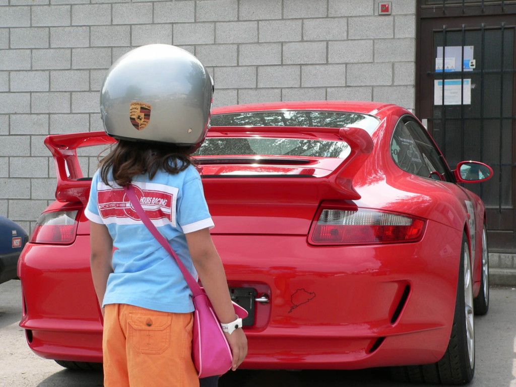 #25672 - Een kleine Porsche-freak #25672 - Een kleine Porsche-freak