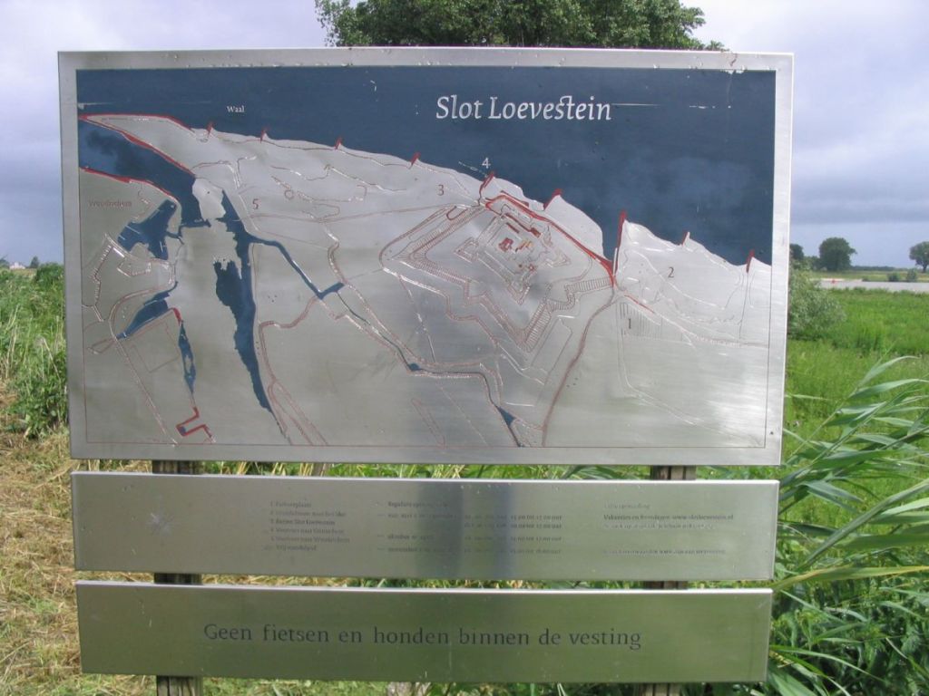 #26273 - Mooi bord met beschrijving Slot en omgeving #26273 - Mooi bord met beschrijving Slot en omgeving