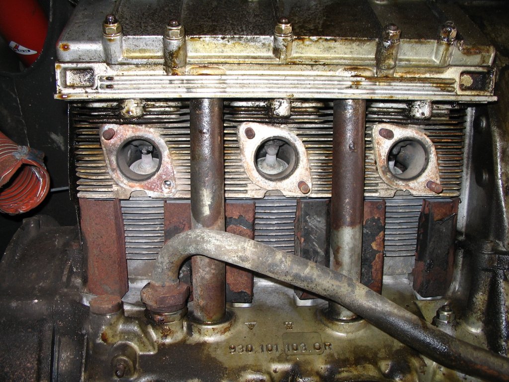 #26777 - olieleiding en kleppendeksels worden vervangen