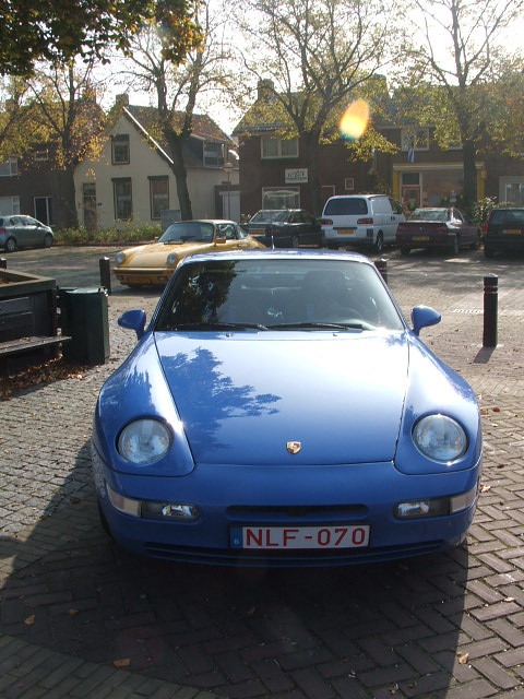 #28446 - Porsche Meets Corvette