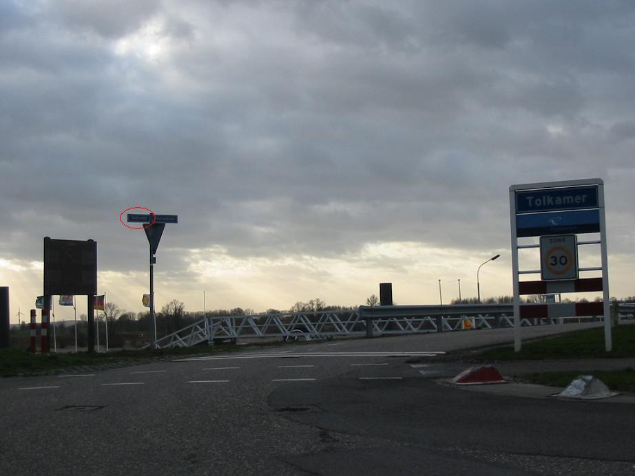 #30680 - begin (of einde) van de dijk