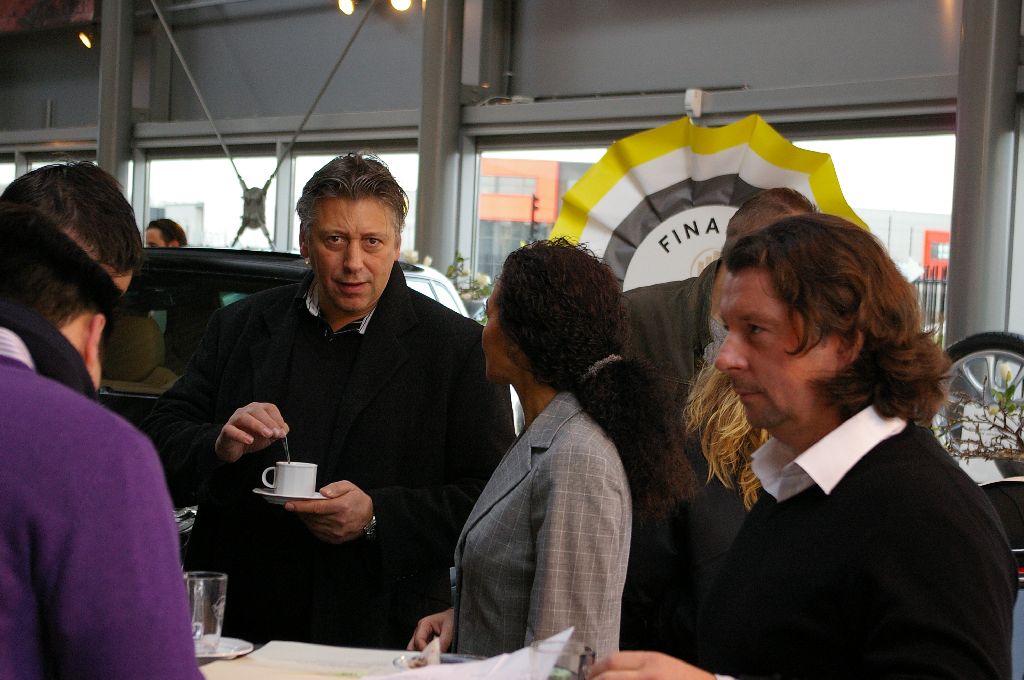 #39288 - Lydia legt uit... #39288 - Lydia legt uit...