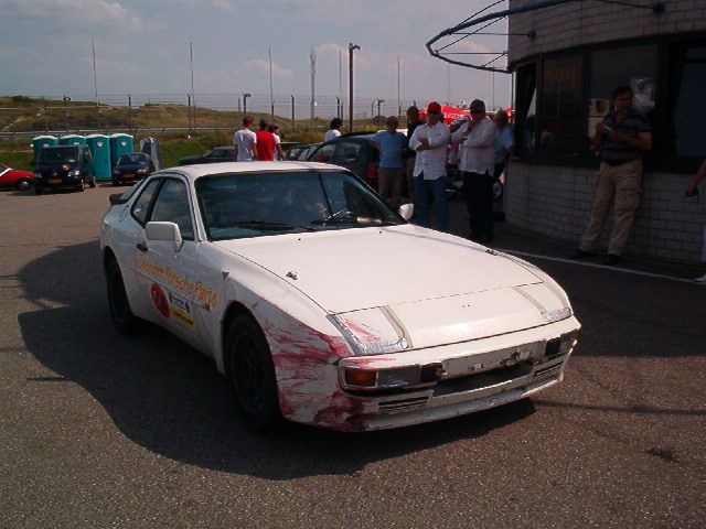 #4000 - 944