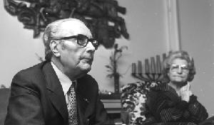 #44632 - Opa &amp; Oma