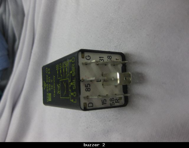 #49027 - buzzer licht aan
