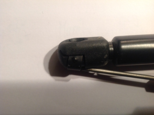 #64206 - Gasveer kofferklep 964