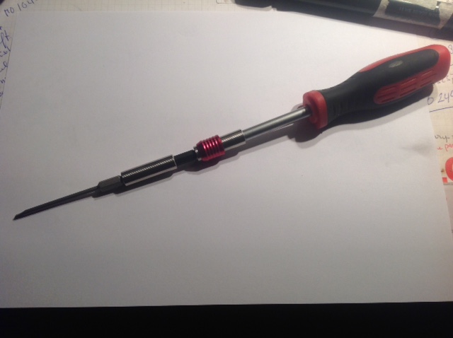 #64207 - Lange schroevendraaier tbv Gasveer 964