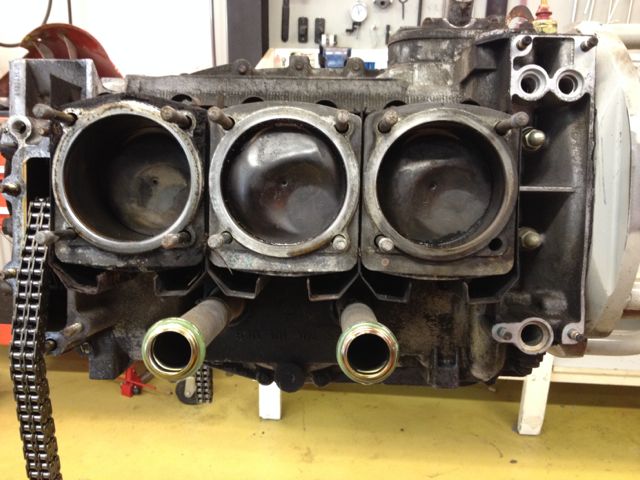 #64527 - koppen verwijderd, mijn zuigers