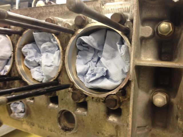 #64529 - de oorzaak, 1 gebroken kopbout