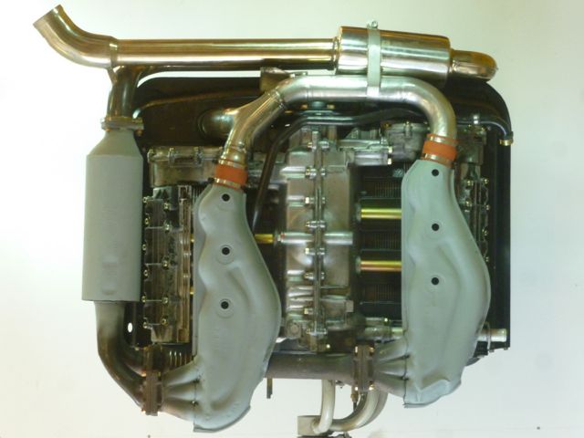 #64908 - uitlaat geheel