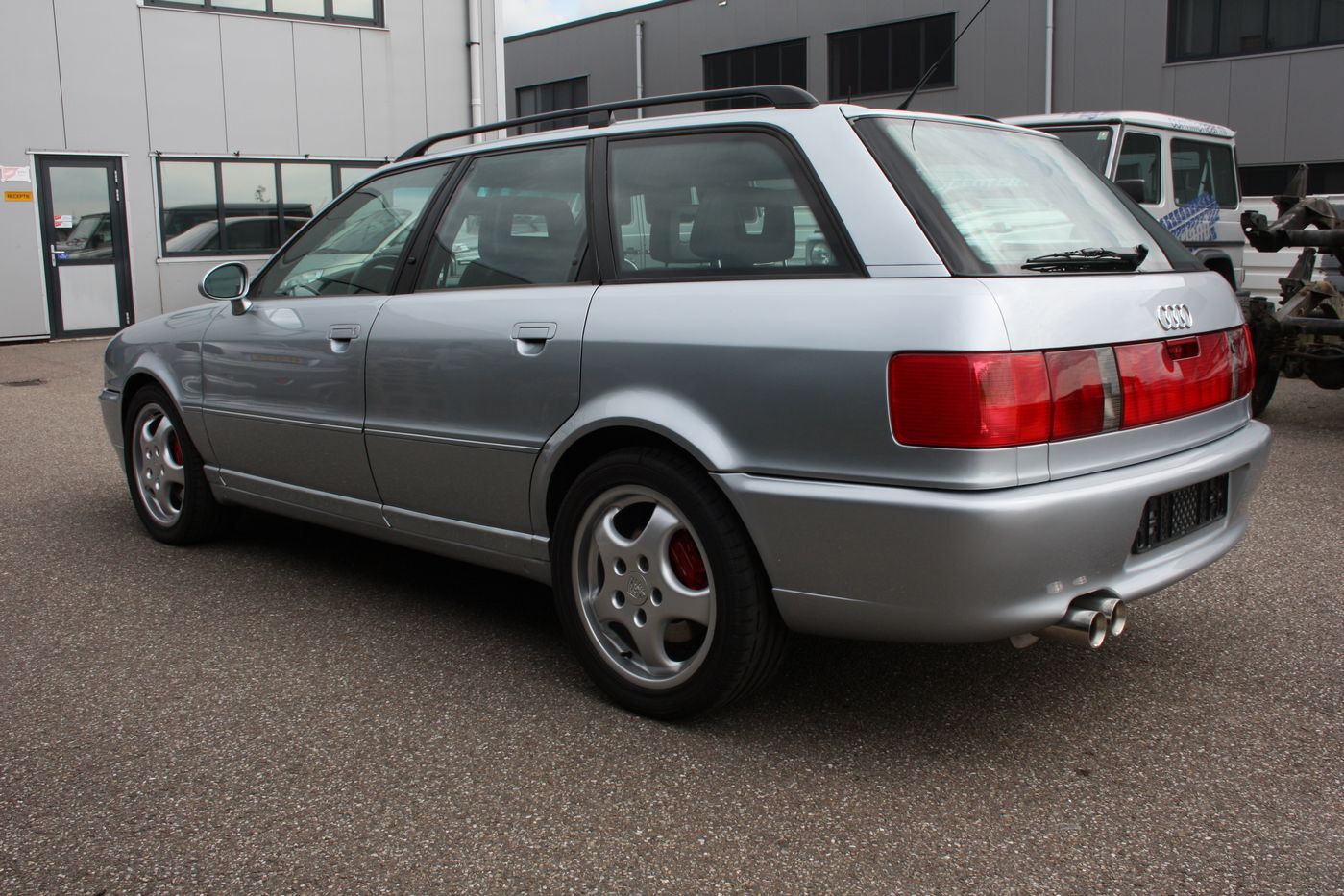 #66327 - Audi/Porsche RS2 Avant