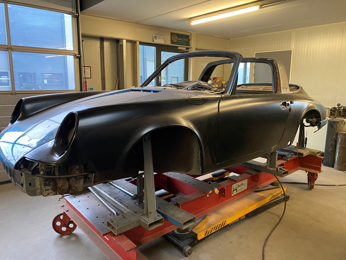 #76282 - Week 2 deurhuid 5