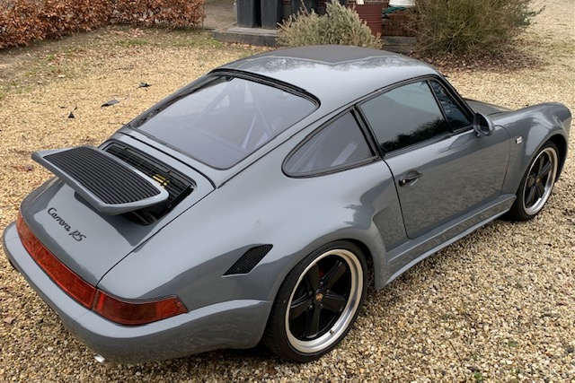 #78240 - Porsche 911 3.0 sc strosek back