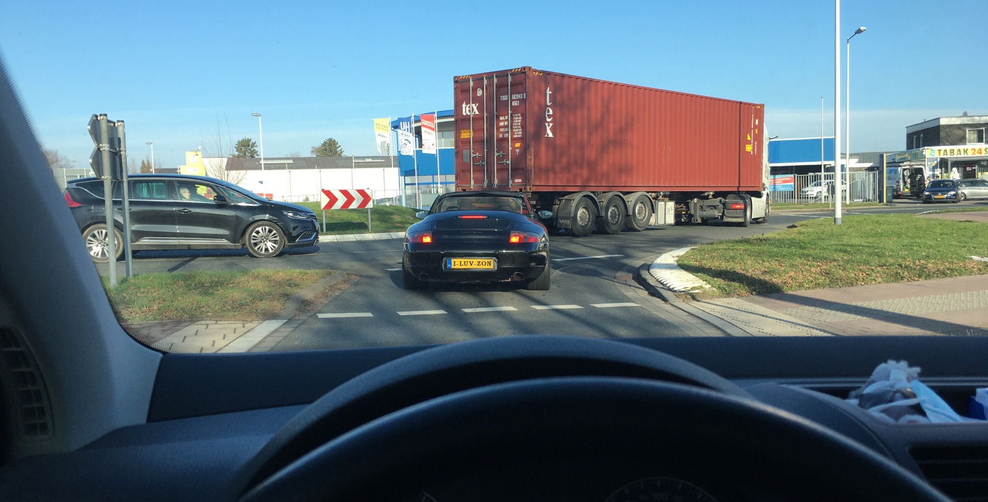 #84744 - Porsche 911 Cabrio