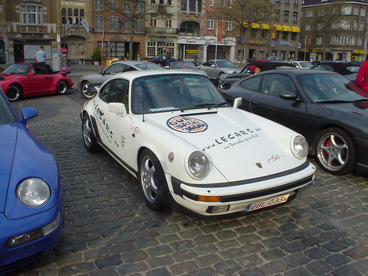 #8540 - Is mijn wagen nu verliefd op die 4s of op die 968 #8540 - Is mijn wagen nu verliefd op die 4s of op die 968