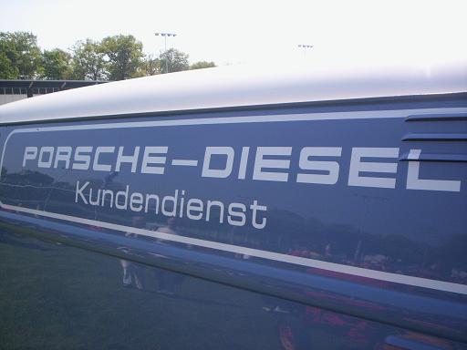 #9317 - Porsche Diesel Kundendienst