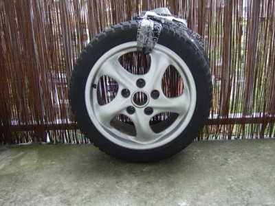 winterbanden.jpg (197.66 KiB) 1185 keer bekeken winterbanden.jpg