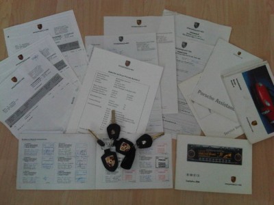 Boxster_documenten.jpg (105.12 KiB) 2496 keer bekeken Boxster_documenten.jpg