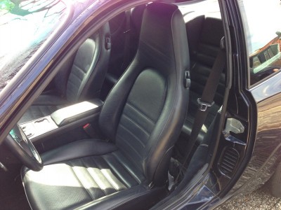 968-bestuurdersstoel.jpg (139.42 KiB) 10490 keer bekeken 968-bestuurdersstoel.jpg