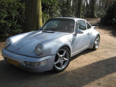 porsche linksvoor.jpg (148.61 KiB) 1621 keer bekeken porsche linksvoor.jpg