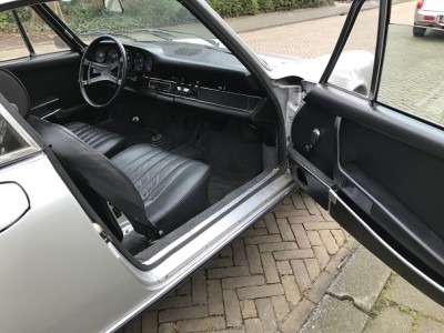 Porsche 4.jpg (127.37 KiB) 5398 keer bekeken Porsche 4.jpg