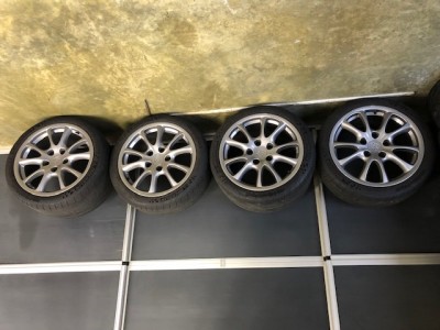 996 wiel IMG_0694.jpg (88.74 KiB) 1275 keer bekeken 996 wiel IMG_0694.jpg