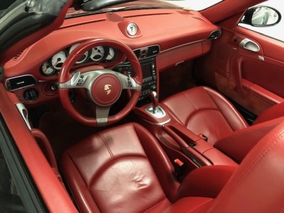 porsche 3.jpg (81.35 KiB) 6469 keer bekeken porsche 3.jpg