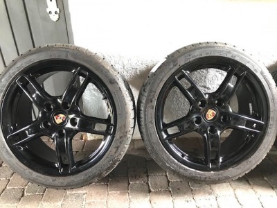 2 wielen.jpg (99.39 KiB) 1776 keer bekeken 2 wielen.jpg