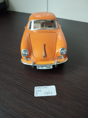 356 1961 Coupe Burago2.jpeg