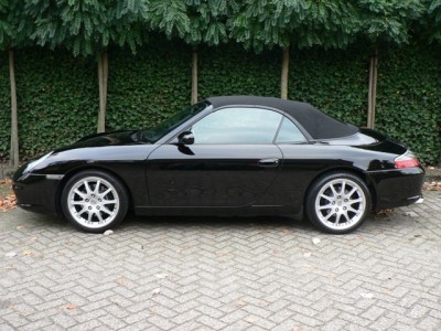 Porsche4.JPG (146.78 KiB) 2519 keer bekeken Porsche4.JPG